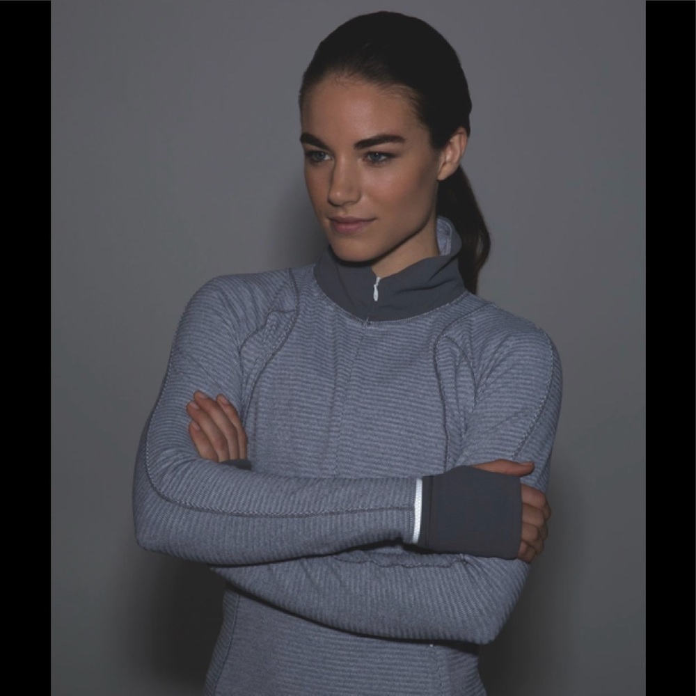 Lululemon half zip size 6 - Picture 4 of 10